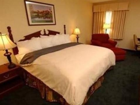 Baymont By Wyndham Eufaula Hotel Exterior photo